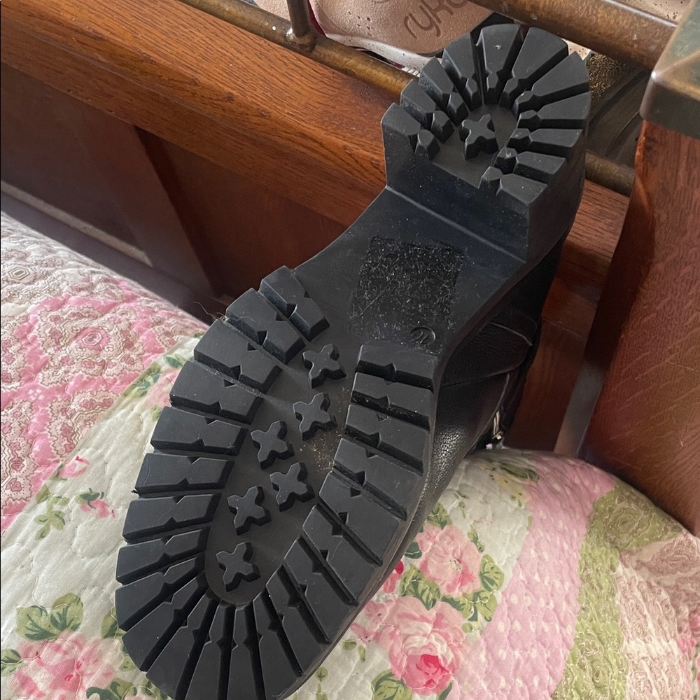 Charles David Black Moto Boots with Silver Accents - Picture 5 of 5